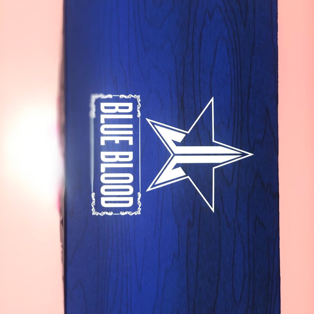 Jeffree star blueblood palette